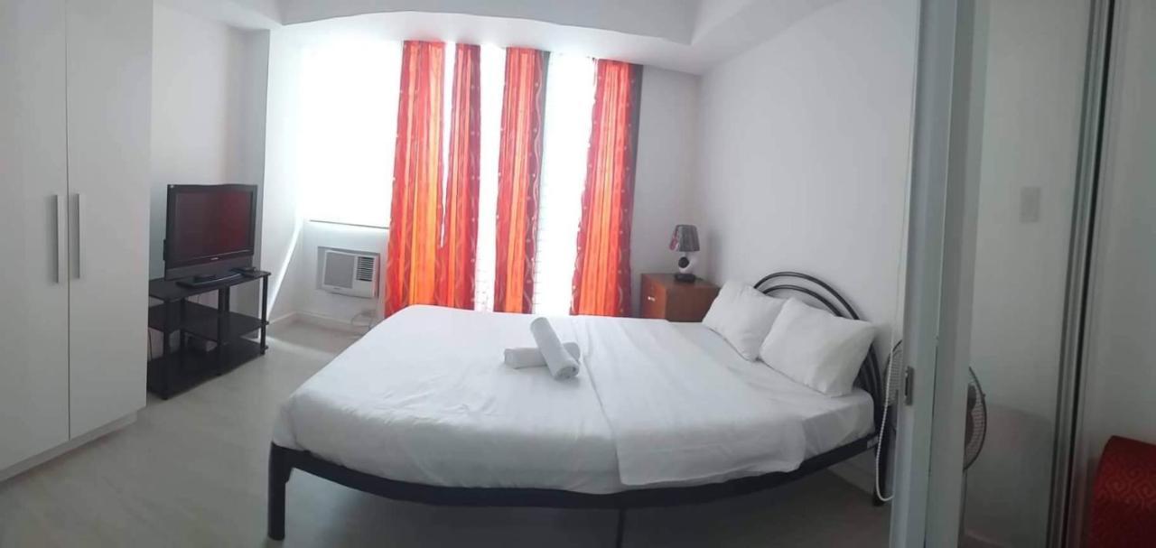 Azure C2 Balcony Wifi Near Mall Airport Multiple Units Paranaque City 외부 사진